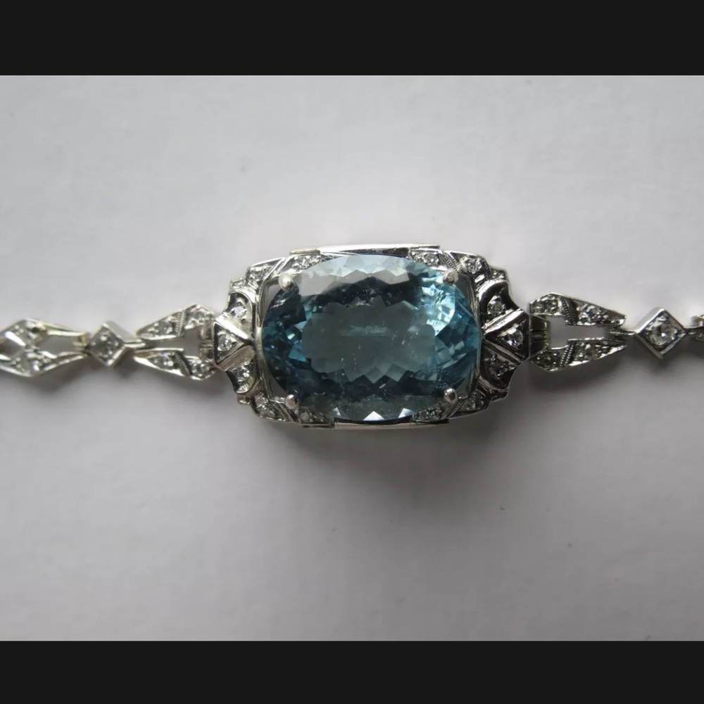 Huge Natural VS 10 ct aquamarine .7 ct Diamond & Platinum bracelet bangle 7 inch
